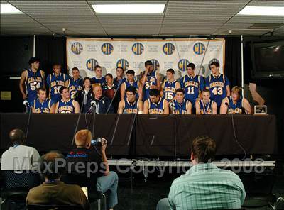Thumbnail 2 in Santa Margarita vs. Sacramento (CIF State D3 Final) photogallery.