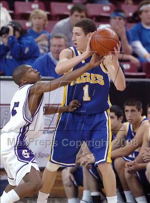 Thumbnail 2 in Santa Margarita vs. Sacramento (CIF State D3 Final) photogallery.