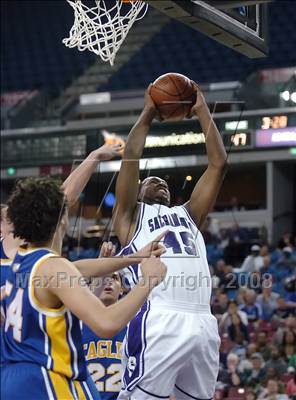Thumbnail 2 in Santa Margarita vs. Sacramento (CIF State D3 Final) photogallery.