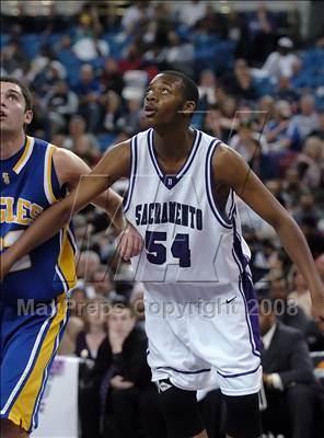 Thumbnail 3 in Santa Margarita vs. Sacramento (CIF State D3 Final) photogallery.
