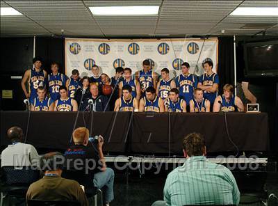 Thumbnail 3 in Santa Margarita vs. Sacramento (CIF State D3 Final) photogallery.