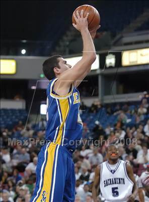 Thumbnail 1 in Santa Margarita vs. Sacramento (CIF State D3 Final) photogallery.