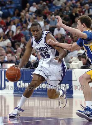 Thumbnail 3 in Santa Margarita vs. Sacramento (CIF State D3 Final) photogallery.