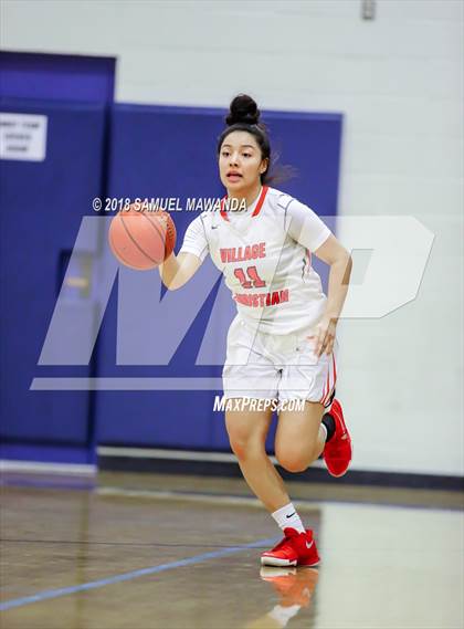 Thumbnail 3 in Coronado vs Village Christian (War on the Floor) photogallery.