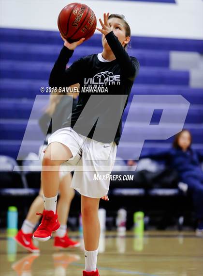 Thumbnail 2 in Coronado vs Village Christian (War on the Floor) photogallery.