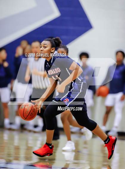 Thumbnail 3 in Coronado vs Village Christian (War on the Floor) photogallery.