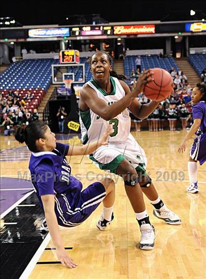 Thumbnail 2 in St. Mary's vs. Sacramento (CIF SJS D3 Final) photogallery.