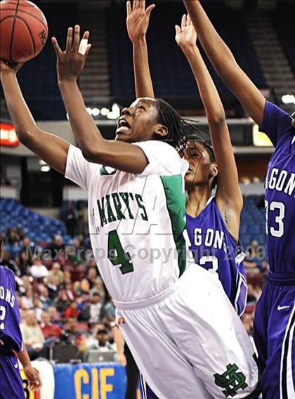 Thumbnail 1 in St. Mary's vs. Sacramento (CIF SJS D3 Final) photogallery.