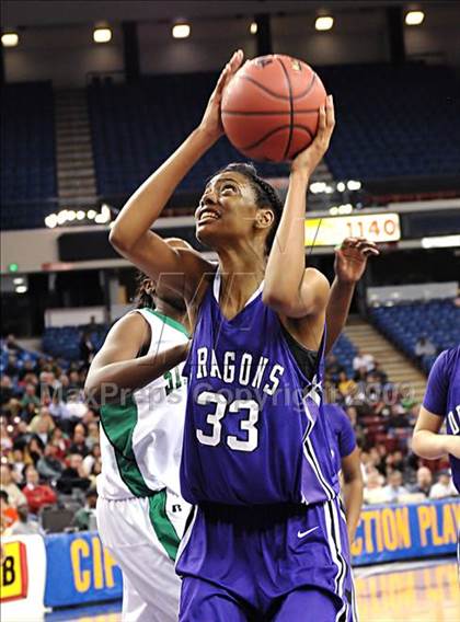 Thumbnail 1 in St. Mary's vs. Sacramento (CIF SJS D3 Final) photogallery.