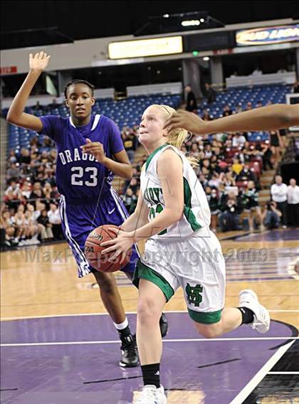 Thumbnail 3 in St. Mary's vs. Sacramento (CIF SJS D3 Final) photogallery.