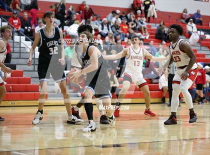 Thumbnail 1 in Eisenhower @ Maize photogallery.