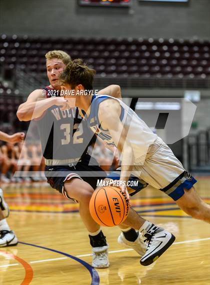 Thumbnail 1 in North Sevier vs. Carbon photogallery.