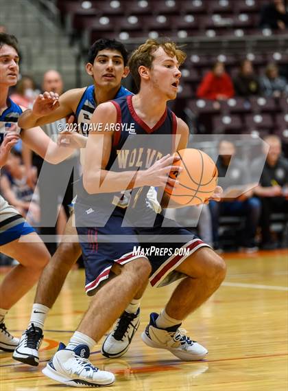 Thumbnail 1 in North Sevier vs. Carbon photogallery.