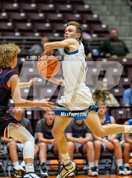Thumbnail 1 in North Sevier vs. Carbon photogallery.