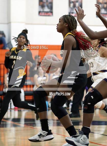 Thumbnail 3 in Sealy vs La Grange (Schulenburg Lady Horn Varsity Tournament) photogallery.
