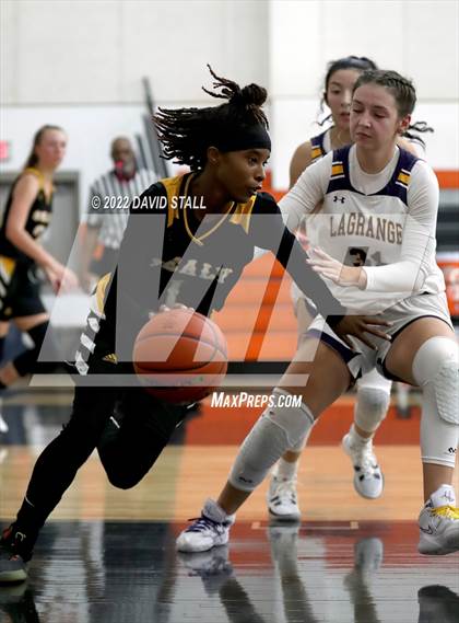 Thumbnail 2 in Sealy vs La Grange (Schulenburg Lady Horn Varsity Tournament) photogallery.