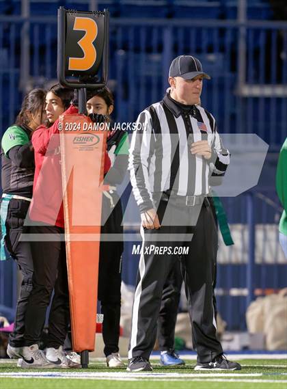 Thumbnail 3 in Shadow Ridge vs Virgin Valley photogallery.
