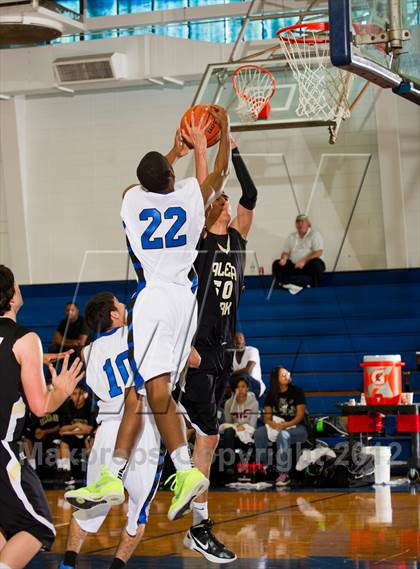 Thumbnail 2 in Galena Park vs Chavez (Houston) (McDonald's Texas Invitational) photogallery.