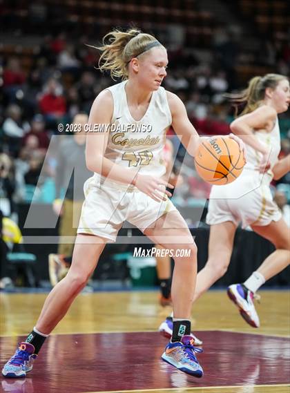 Thumbnail 3 in Monarch vs Regis Jesuit (CHSAA Girls 6A Great 8) photogallery.