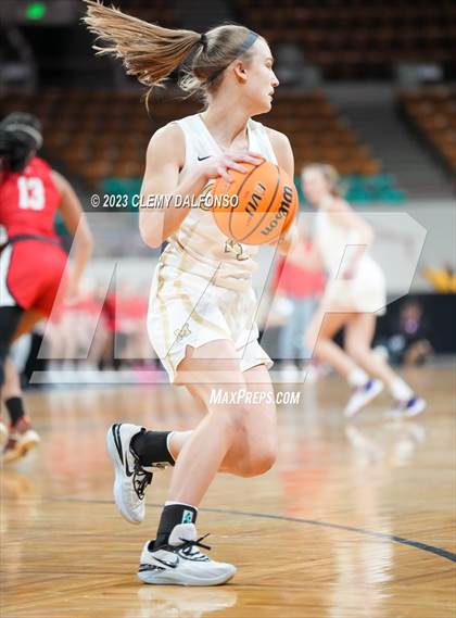 Thumbnail 3 in Monarch vs Regis Jesuit (CHSAA Girls 6A Great 8) photogallery.