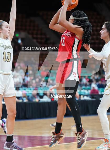Thumbnail 1 in Monarch vs Regis Jesuit (CHSAA Girls 6A Great 8) photogallery.