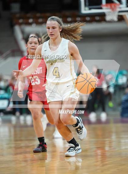 Thumbnail 3 in Monarch vs Regis Jesuit (CHSAA Girls 6A Great 8) photogallery.