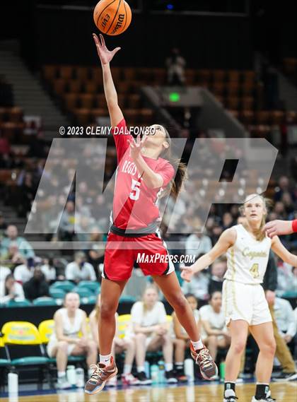 Thumbnail 2 in Monarch vs Regis Jesuit (CHSAA Girls 6A Great 8) photogallery.