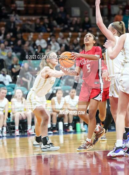 Thumbnail 3 in Monarch vs Regis Jesuit (CHSAA Girls 6A Great 8) photogallery.