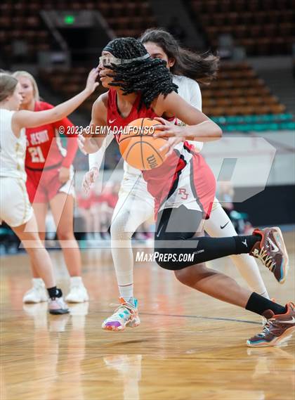 Thumbnail 1 in Monarch vs Regis Jesuit (CHSAA Girls 6A Great 8) photogallery.
