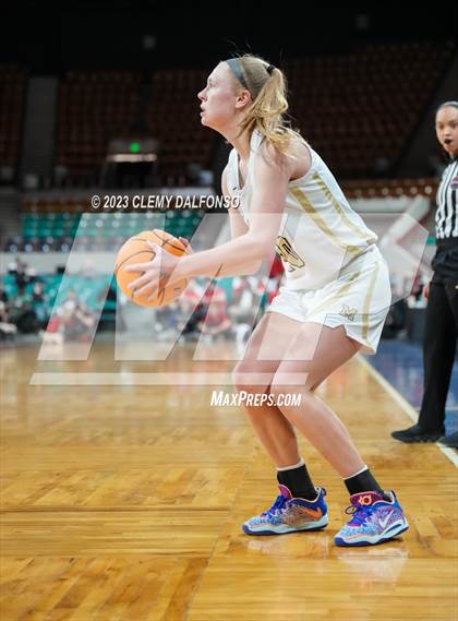 Thumbnail 2 in Monarch vs Regis Jesuit (CHSAA Girls 6A Great 8) photogallery.