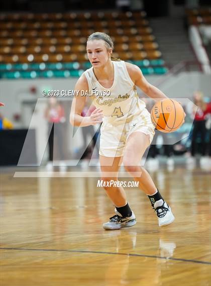 Thumbnail 1 in Monarch vs Regis Jesuit (CHSAA Girls 6A Great 8) photogallery.