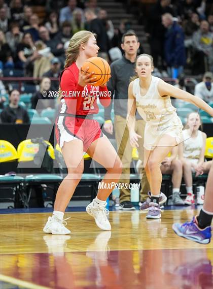 Thumbnail 3 in Monarch vs Regis Jesuit (CHSAA Girls 6A Great 8) photogallery.
