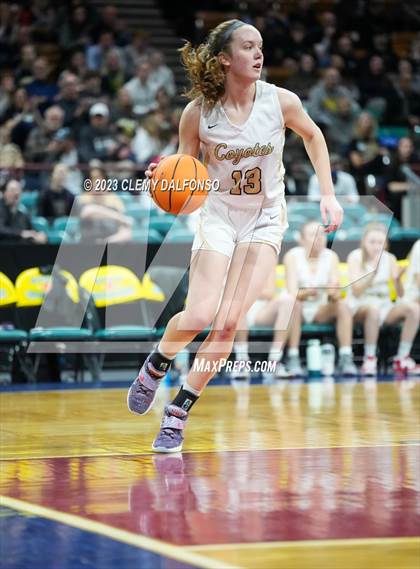 Thumbnail 3 in Monarch vs Regis Jesuit (CHSAA Girls 6A Great 8) photogallery.