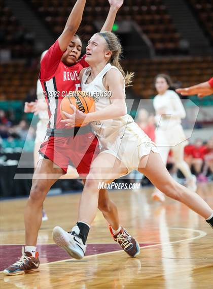 Thumbnail 3 in Monarch vs Regis Jesuit (CHSAA Girls 6A Great 8) photogallery.