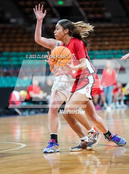Thumbnail 2 in Monarch vs Regis Jesuit (CHSAA Girls 6A Great 8) photogallery.