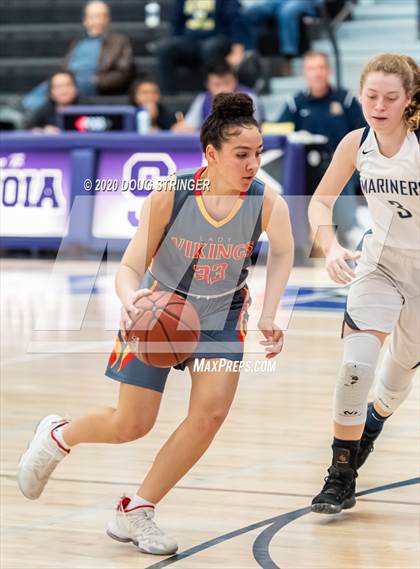 Thumbnail 3 in Aptos vs. Mills (CIF-CCS Division 3 Championship) photogallery.