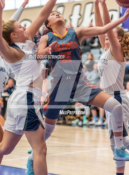 Thumbnail 1 in Aptos vs. Mills (CIF-CCS Division 3 Championship) photogallery.