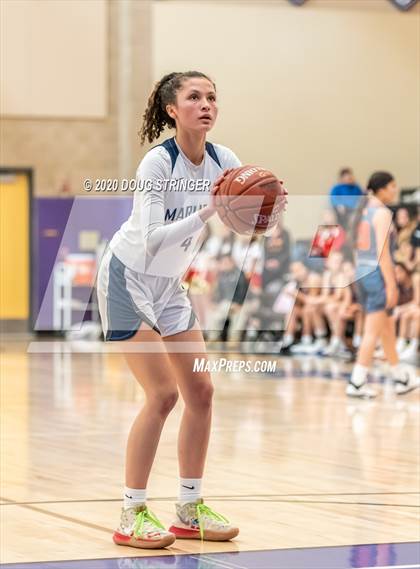 Thumbnail 2 in Aptos vs. Mills (CIF-CCS Division 3 Championship) photogallery.