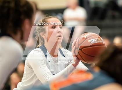Thumbnail 3 in Aptos vs. Mills (CIF-CCS Division 3 Championship) photogallery.