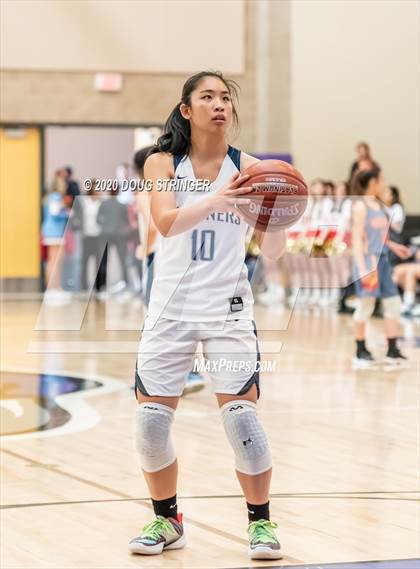 Thumbnail 3 in Aptos vs. Mills (CIF-CCS Division 3 Championship) photogallery.