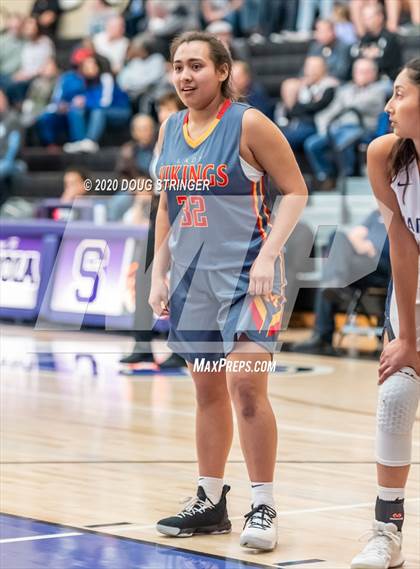 Thumbnail 1 in Aptos vs. Mills (CIF-CCS Division 3 Championship) photogallery.
