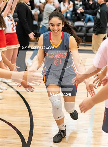 Thumbnail 2 in Aptos vs. Mills (CIF-CCS Division 3 Championship) photogallery.