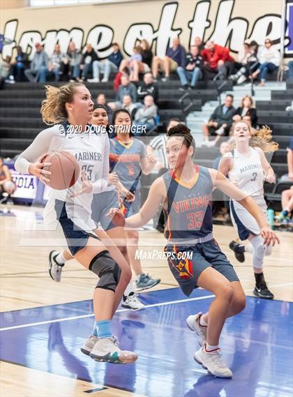 Thumbnail 3 in Aptos vs. Mills (CIF-CCS Division 3 Championship) photogallery.