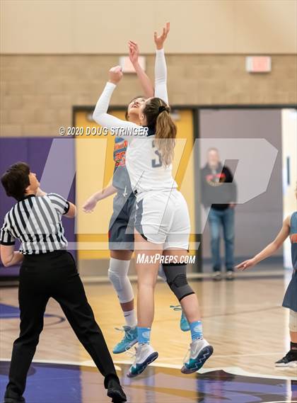 Thumbnail 3 in Aptos vs. Mills (CIF-CCS Division 3 Championship) photogallery.