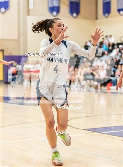 Thumbnail 2 in Aptos vs. Mills (CIF-CCS Division 3 Championship) photogallery.