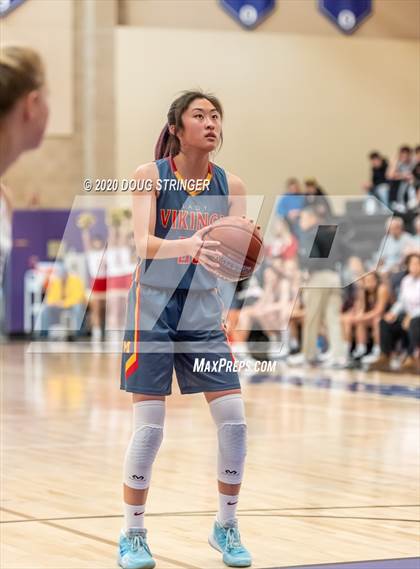Thumbnail 3 in Aptos vs. Mills (CIF-CCS Division 3 Championship) photogallery.