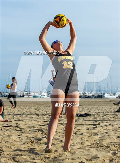 Thumbnail 3 in Ventura @ Santa Barbara photogallery.