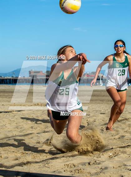 Thumbnail 3 in Ventura @ Santa Barbara photogallery.