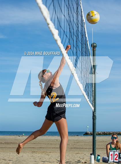 Thumbnail 1 in Ventura @ Santa Barbara photogallery.