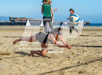 Thumbnail 3 in Ventura @ Santa Barbara photogallery.